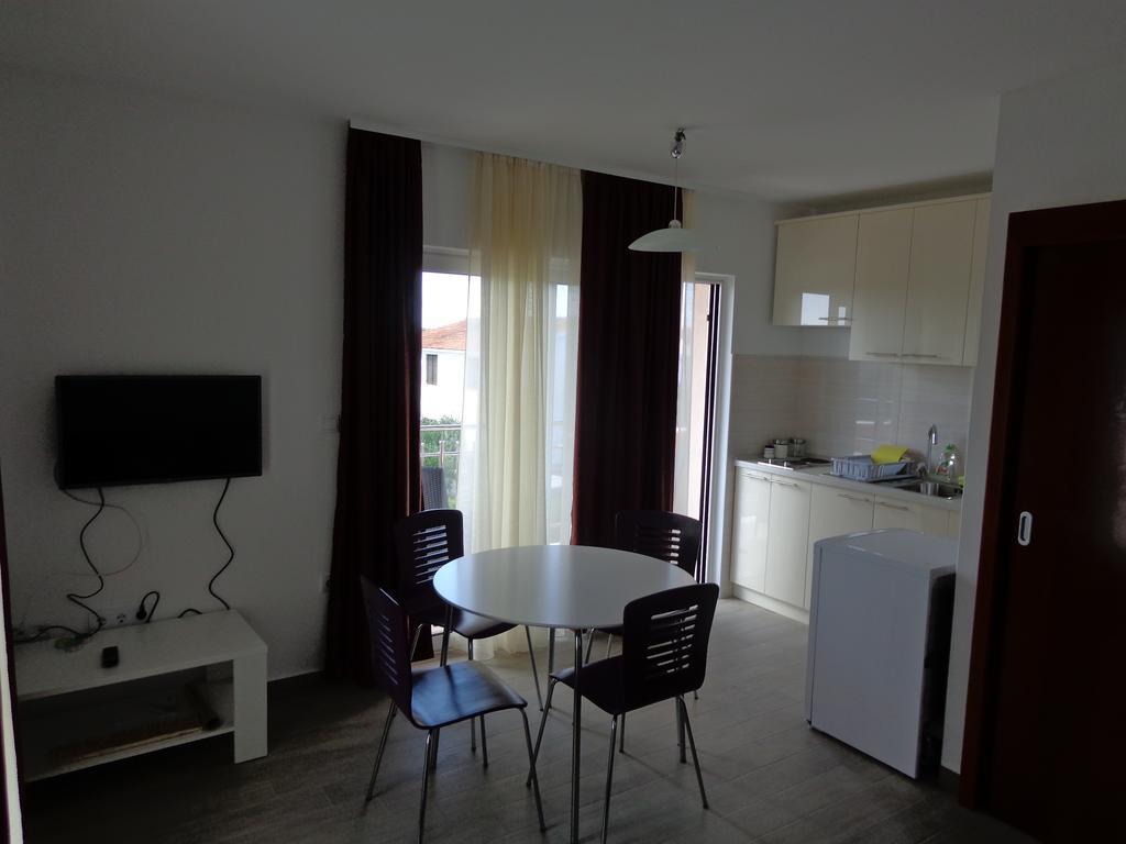 Villa Palas Apartments โรกอซนิซา ห้อง รูปภาพ